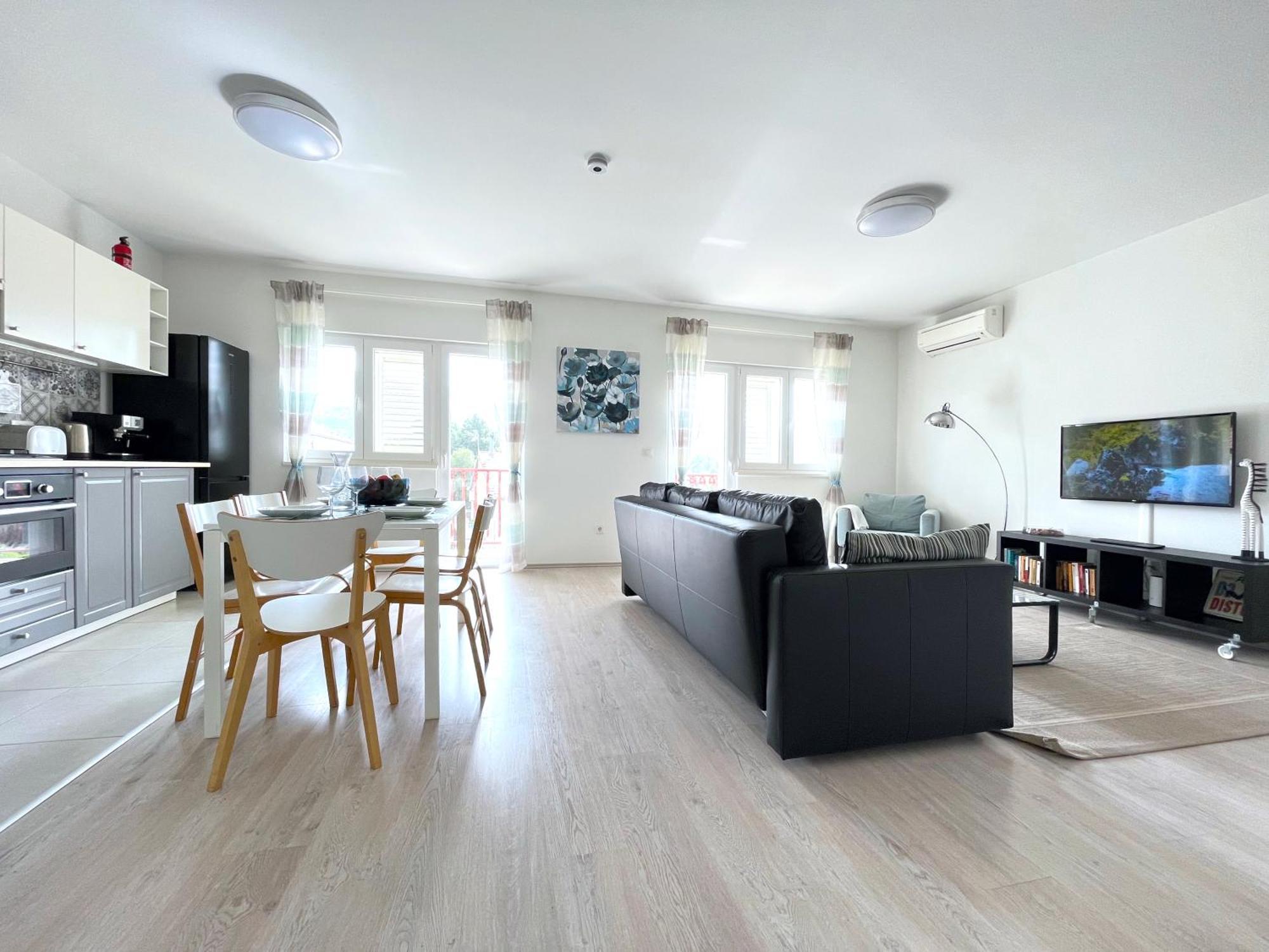 Apartments Sea & Sky สตารีกราด ภายนอก รูปภาพ