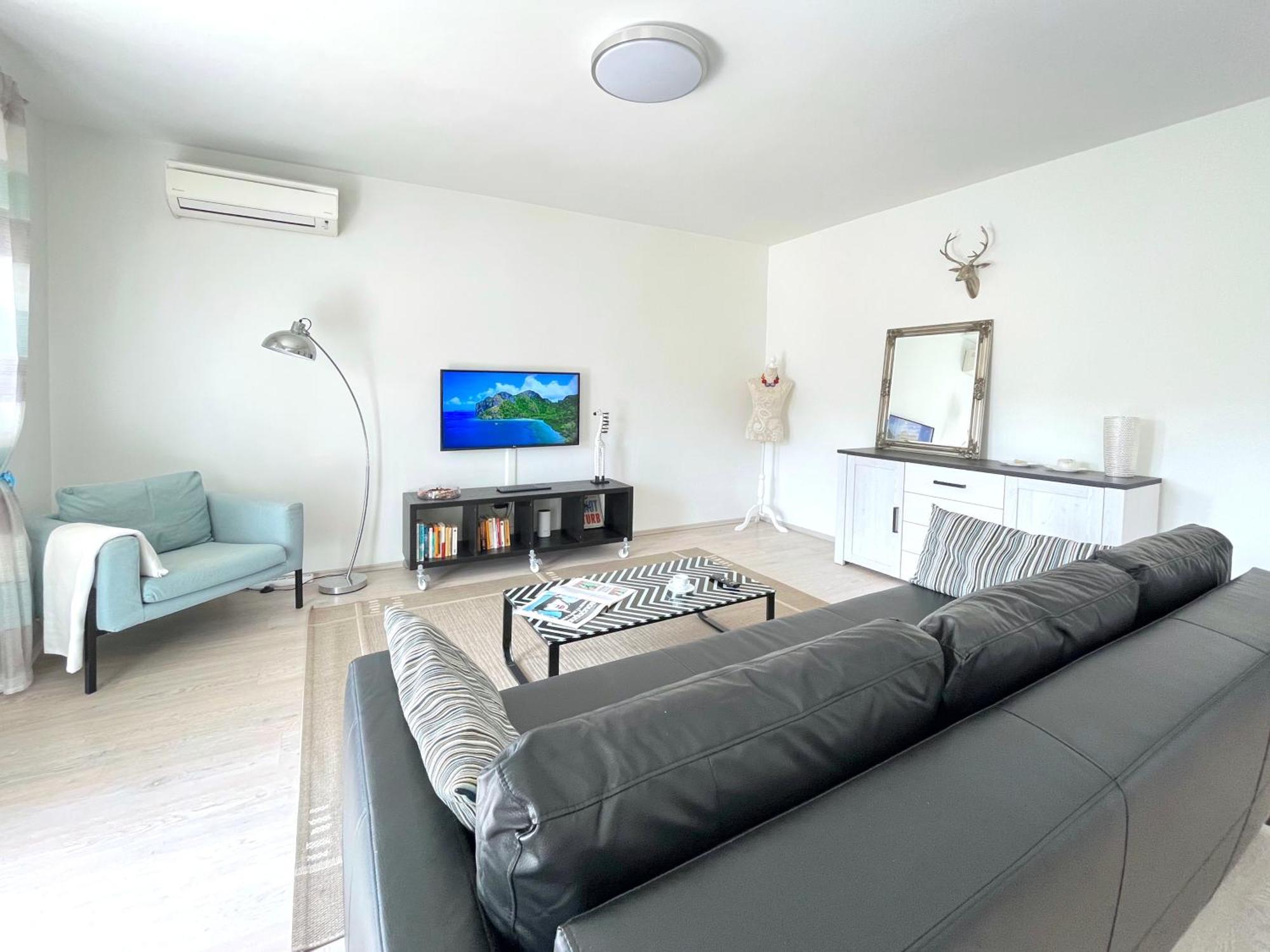Apartments Sea & Sky สตารีกราด ภายนอก รูปภาพ