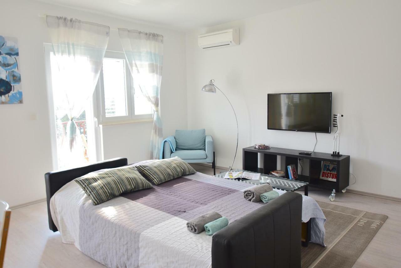 Apartments Sea & Sky สตารีกราด ภายนอก รูปภาพ